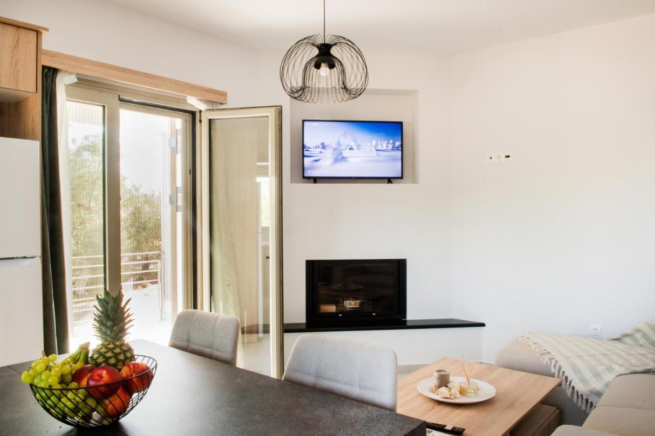 Alonakia Holiday home *