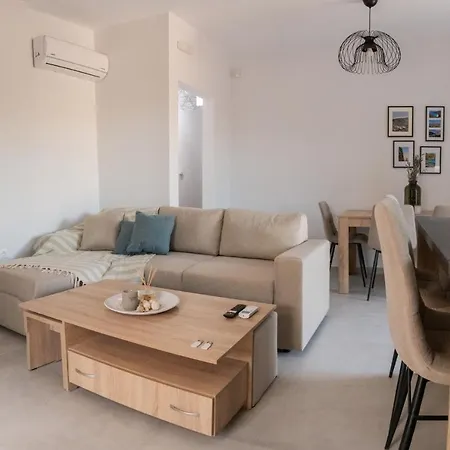 Alonakia Home Suites Filiatra Buitenkant foto