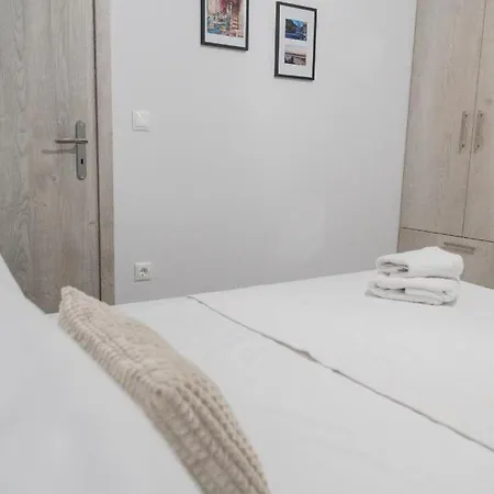 Alonakia Home Suites Filiatra Buitenkant foto