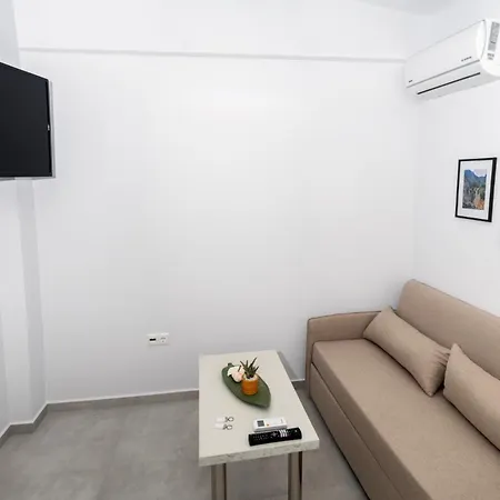 Alonakia Home Suites Filiatra Buitenkant foto