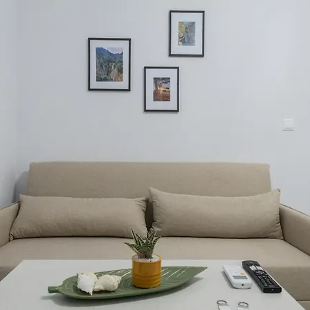 Alonakia Home Suites Filiatra Buitenkant foto