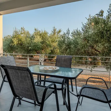 Alonakia Home Suites Filiatra Buitenkant foto