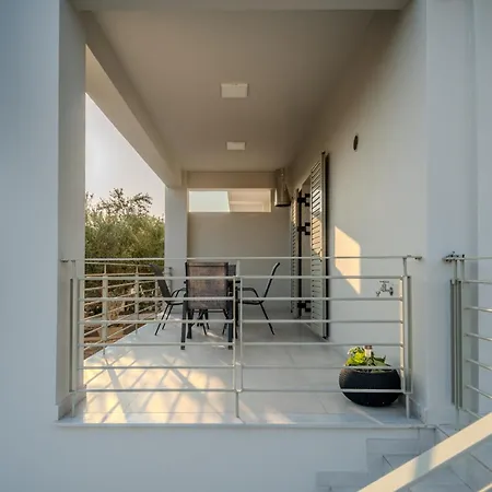 Alonakia Home Suites Filiatra Buitenkant foto