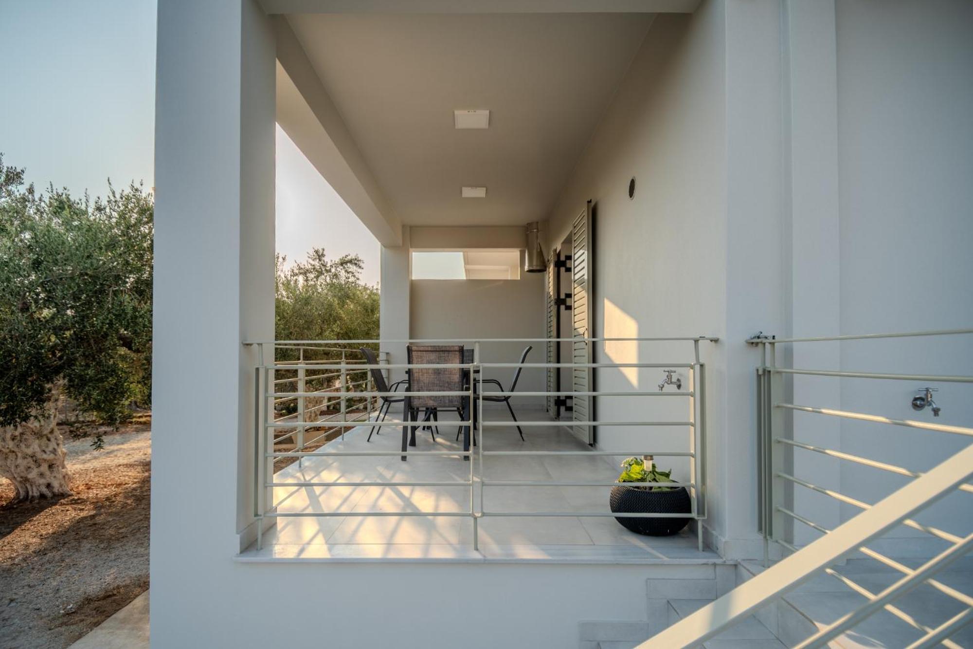 Holiday home Alonakia